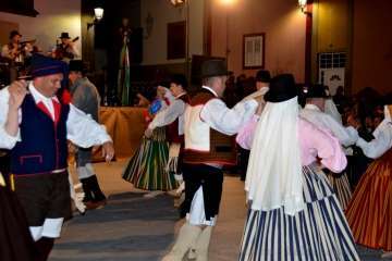 Centro y Anzar, de Telde, en el III Festival Folclórico Herencias (Foto Francisco Javier Santana)